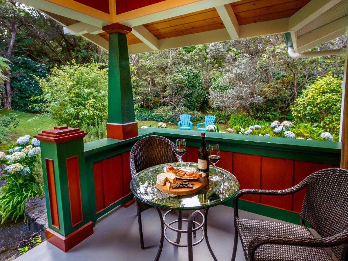 Volcano Teapot Cottage Exterior photo